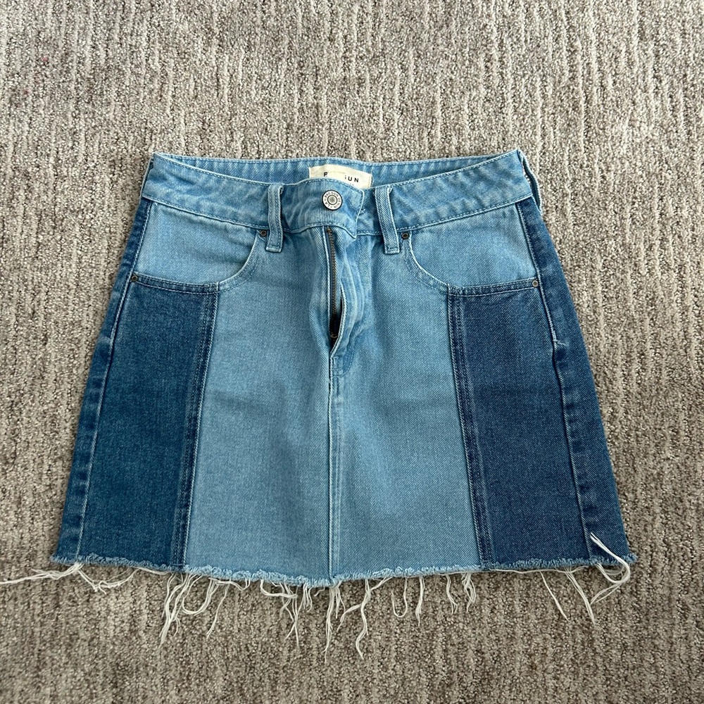 PacSun denim skirt - Size 24.